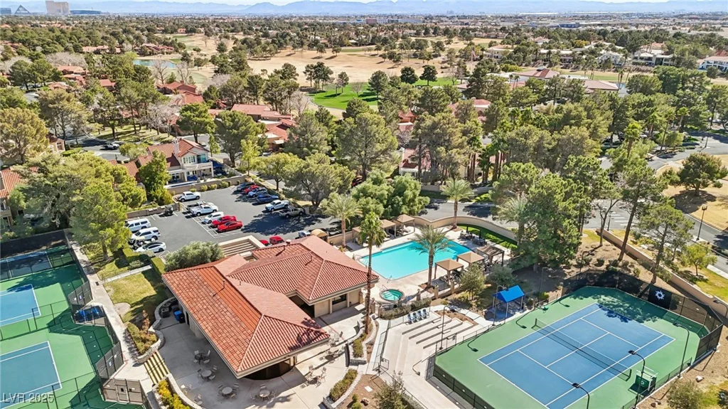 7315 Mission Hills, Las Vegas, NV 89113