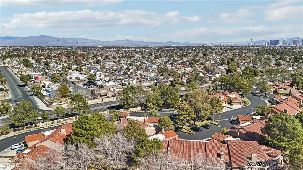 7315 Mission Hills, Las Vegas, NV 89113