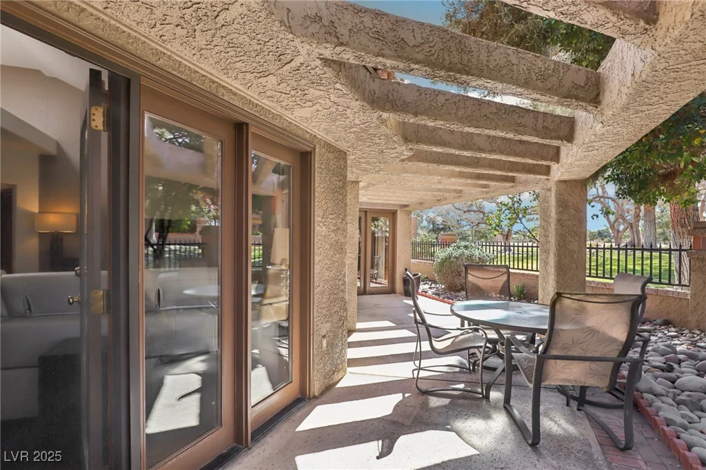7315 Mission Hills, Las Vegas, NV 89113