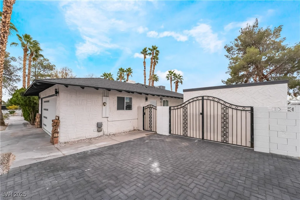 3467 Mardon, Las Vegas, NV 89139