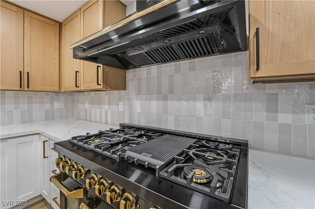 3467 Mardon, Las Vegas, NV 89139