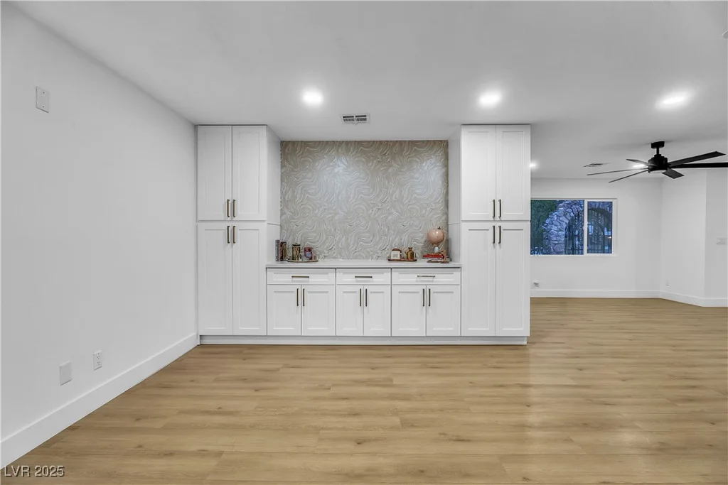 3467 Mardon, Las Vegas, NV 89139