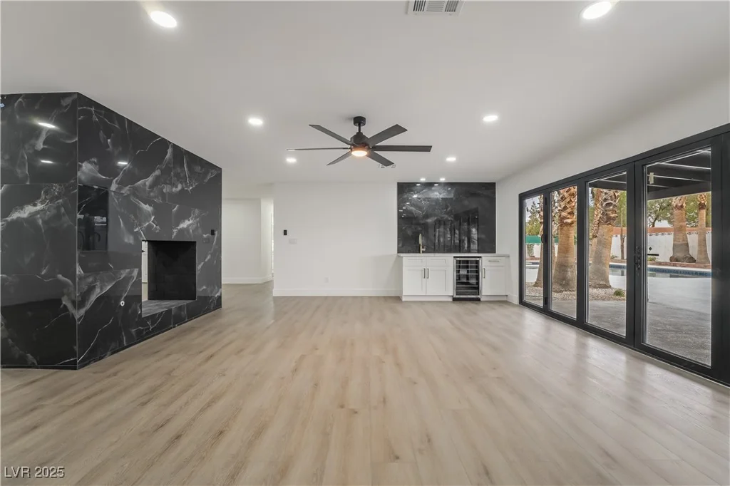 3467 Mardon, Las Vegas, NV 89139