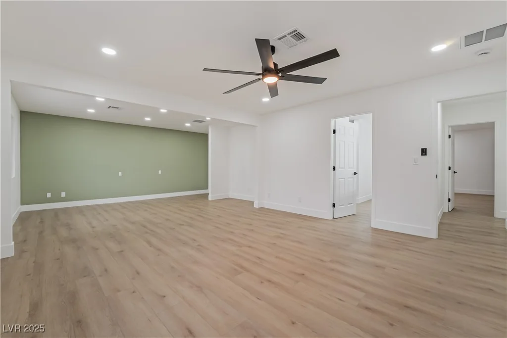 3467 Mardon, Las Vegas, NV 89139