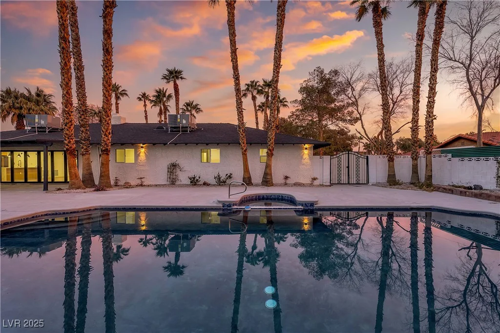 3467 Mardon, Las Vegas, NV 89139