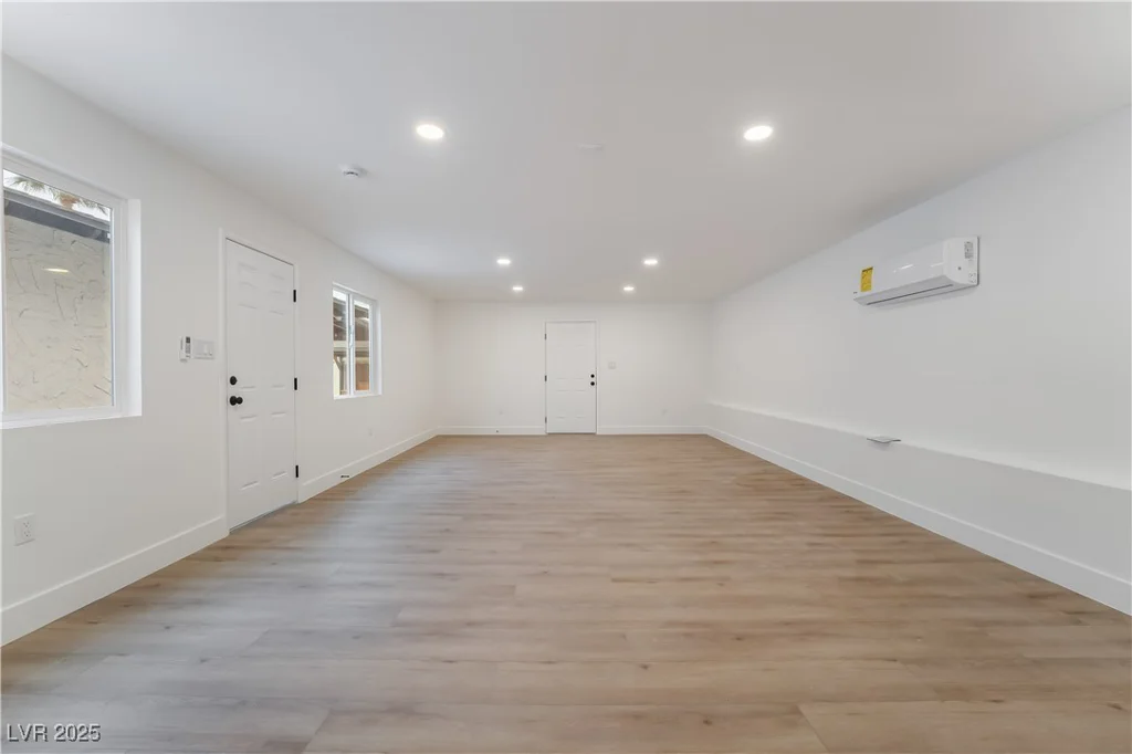 3467 Mardon, Las Vegas, NV 89139