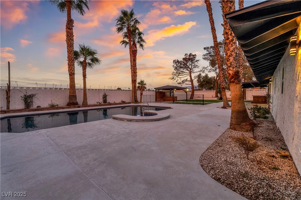 3467 Mardon, Las Vegas, NV 89139