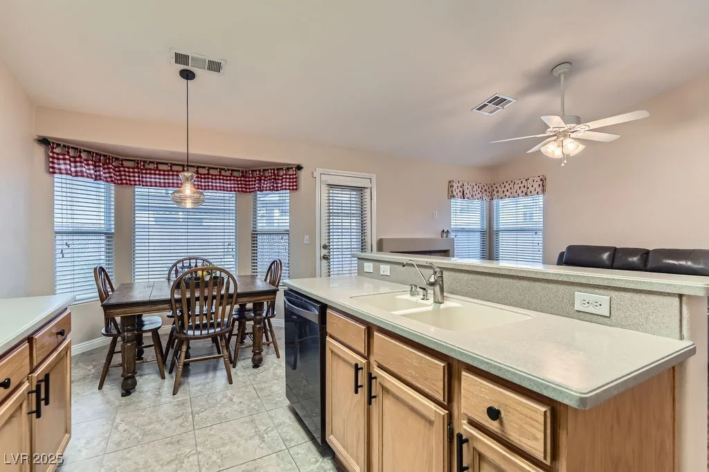 1943 Chickasaw, Henderson, NV 89002