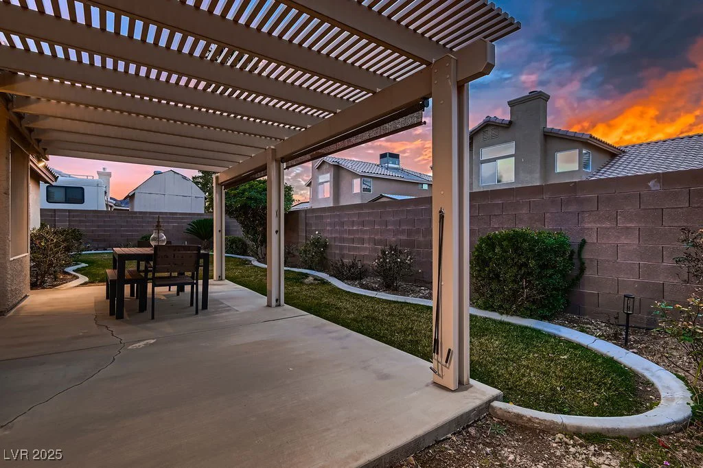 1943 Chickasaw, Henderson, NV 89002