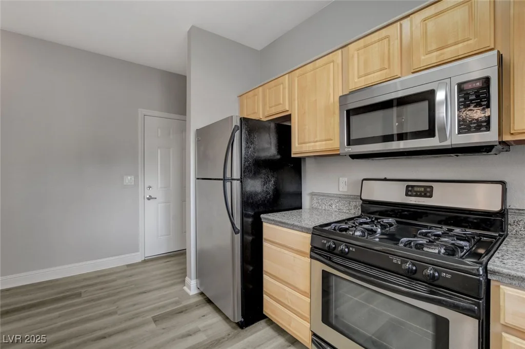 5250 Rainbow, Las Vegas, NV 89118