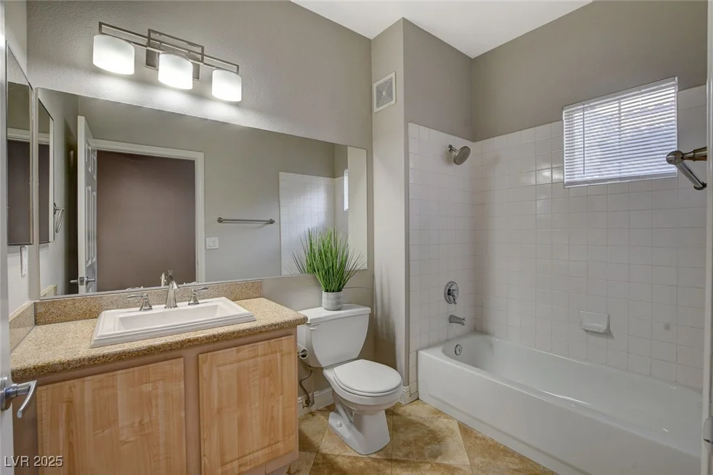 5250 Rainbow, Las Vegas, NV 89118
