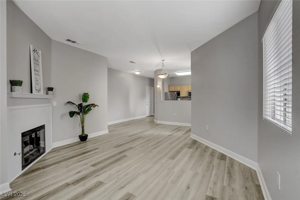 5250 Rainbow, Las Vegas, NV 89118
