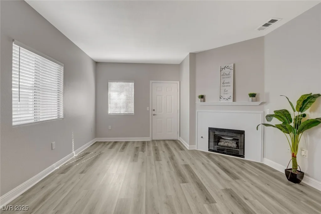 5250 Rainbow, Las Vegas, NV 89118