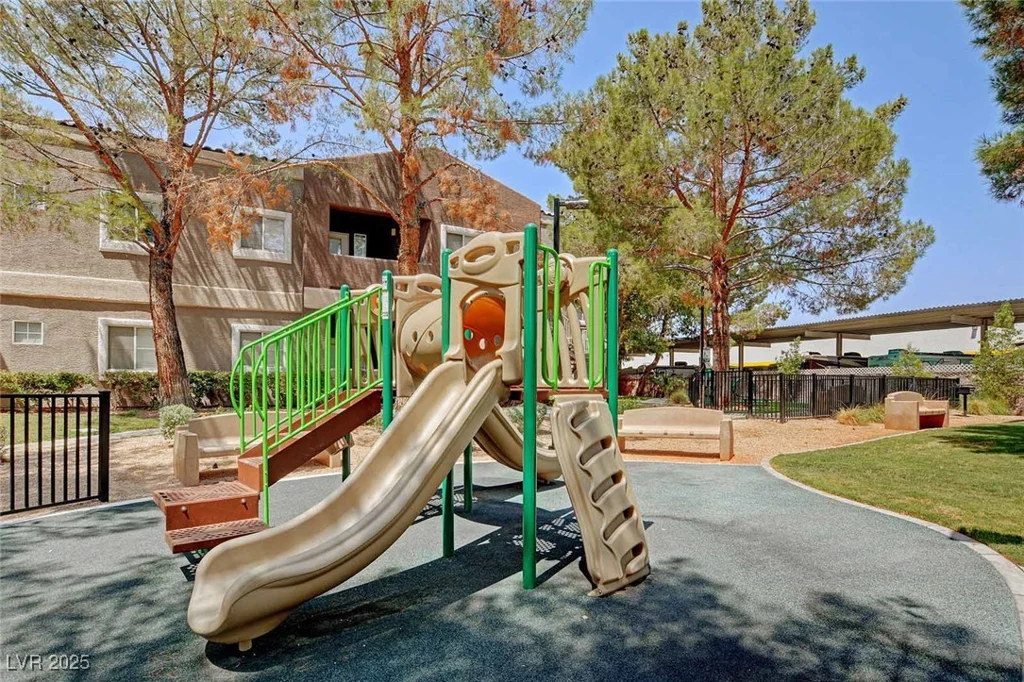 5250 Rainbow, Las Vegas, NV 89118