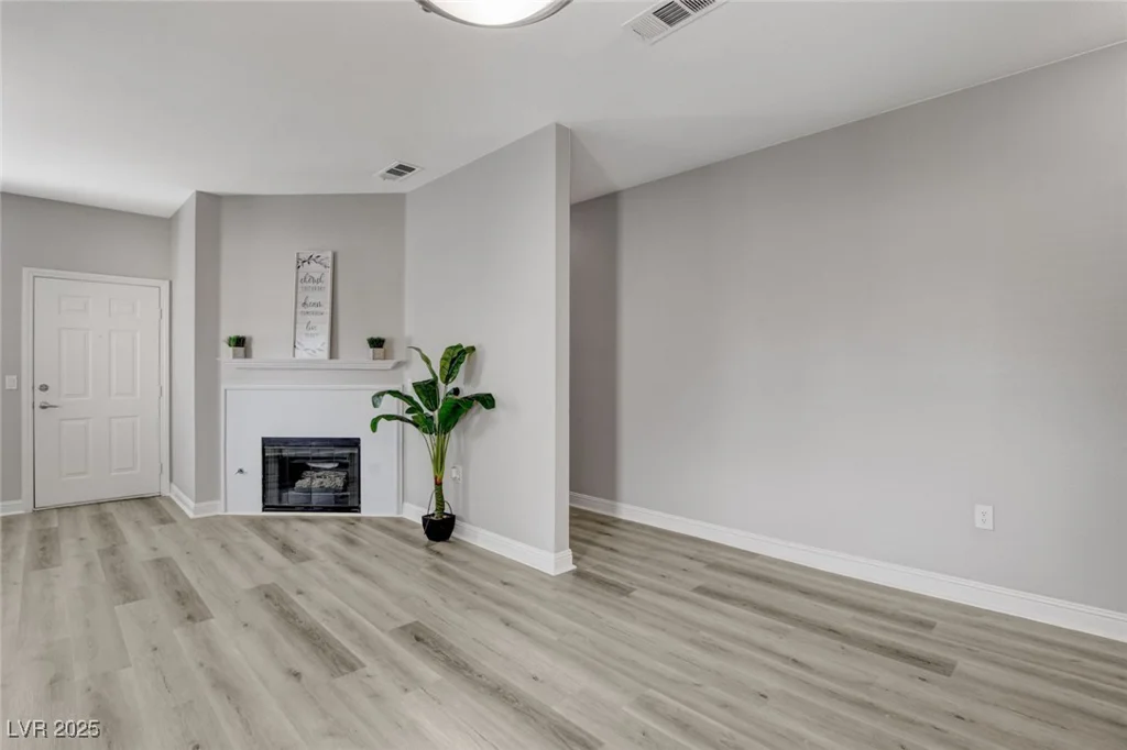 5250 Rainbow, Las Vegas, NV 89118