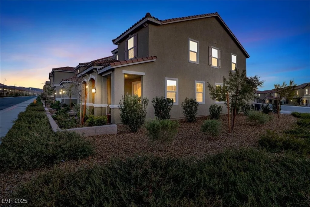 2405 Bellinzona, Henderson, NV 89044