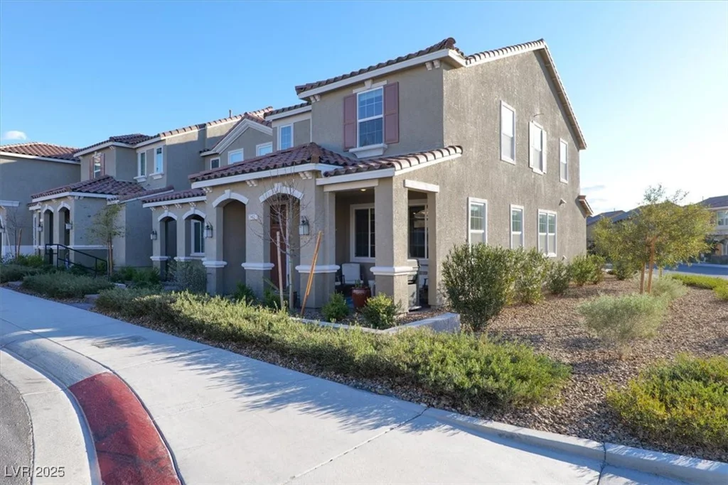 2405 Bellinzona, Henderson, NV 89044