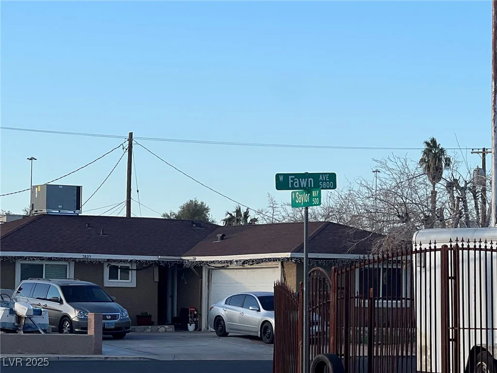 508 Saylor, Las Vegas, NV 89107