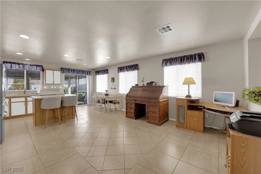 5846 Dana Rogers, Las Vegas, NV 89110