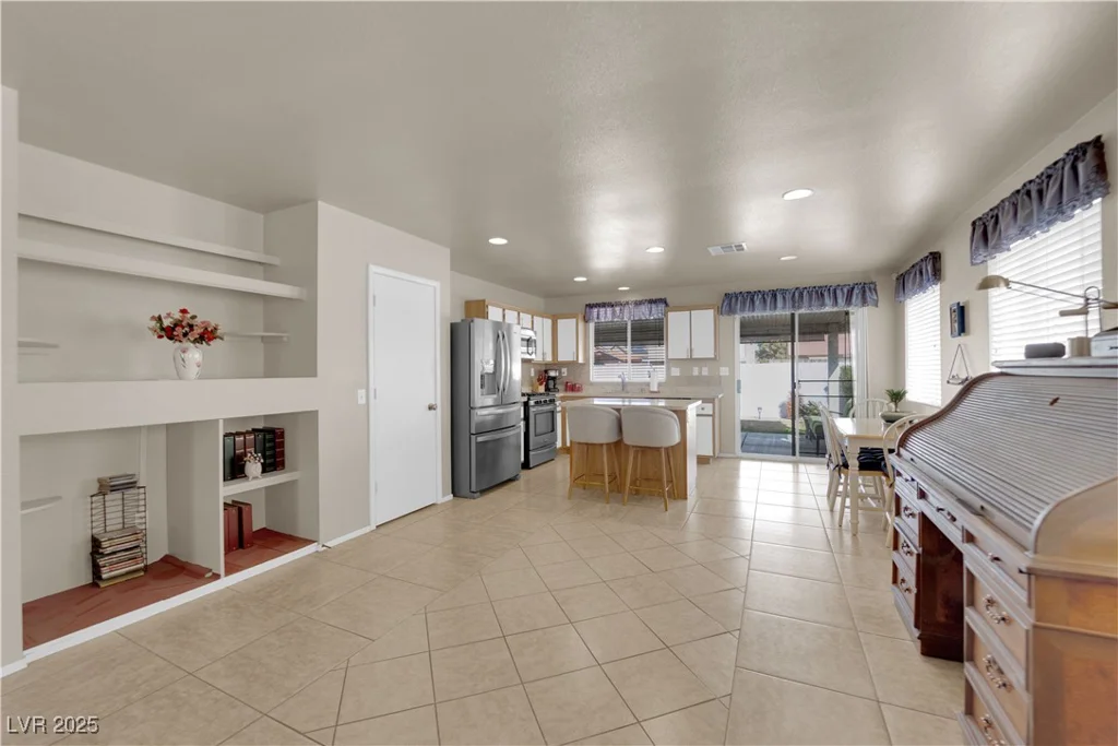 5846 Dana Rogers, Las Vegas, NV 89110