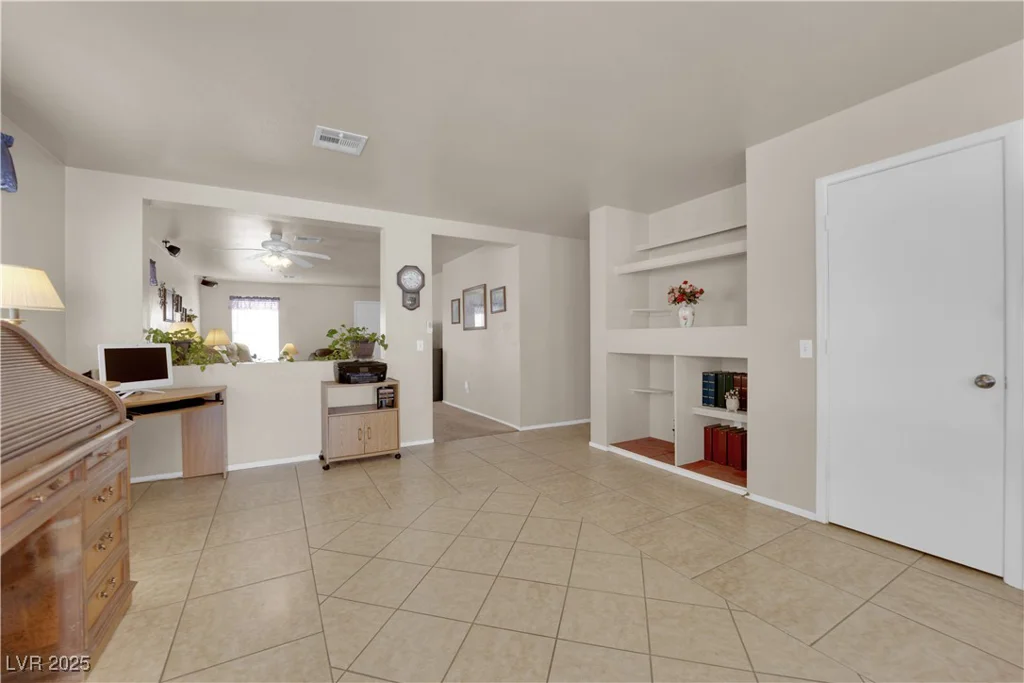 5846 Dana Rogers, Las Vegas, NV 89110