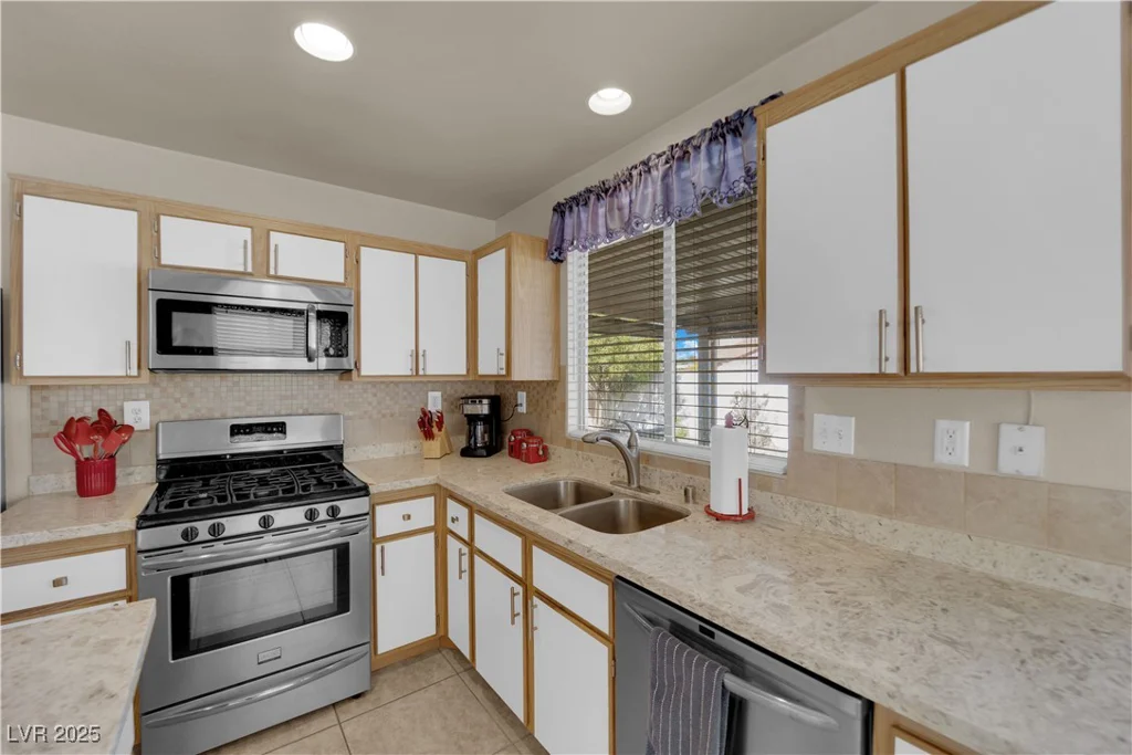5846 Dana Rogers, Las Vegas, NV 89110