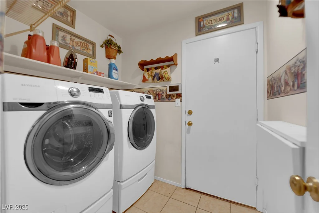 5846 Dana Rogers, Las Vegas, NV 89110