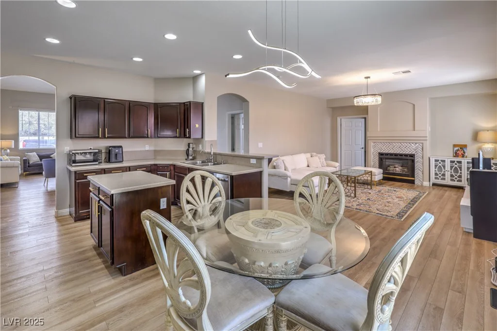3401 Bedfordshire, Las Vegas, NV 89129
