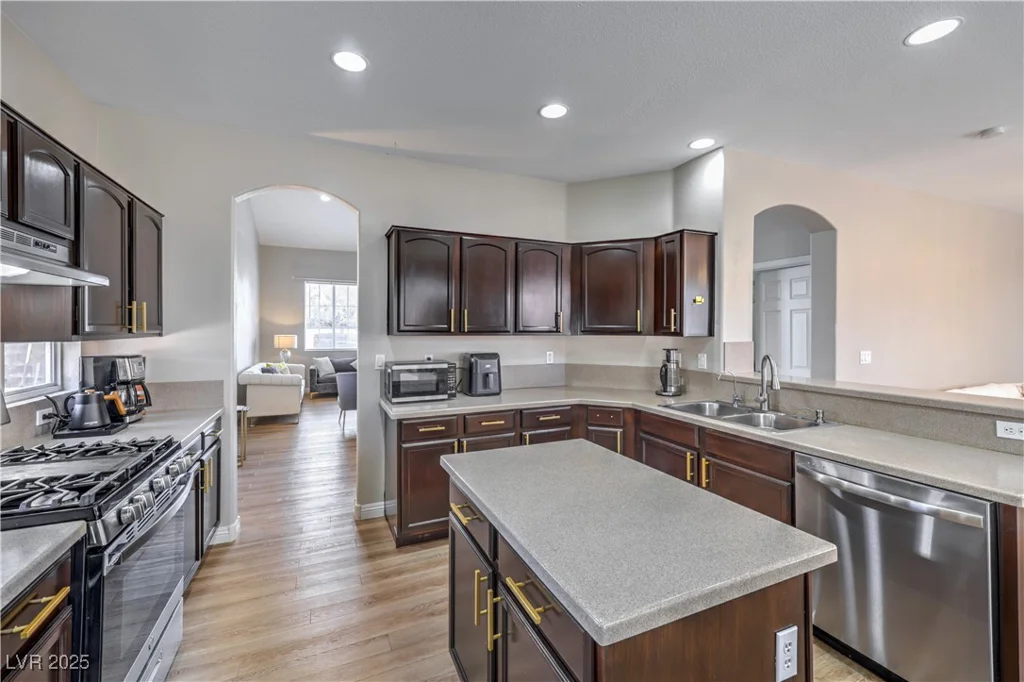 3401 Bedfordshire, Las Vegas, NV 89129
