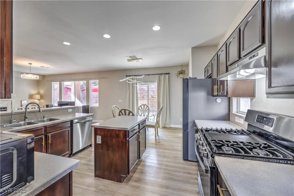 3401 Bedfordshire, Las Vegas, NV 89129