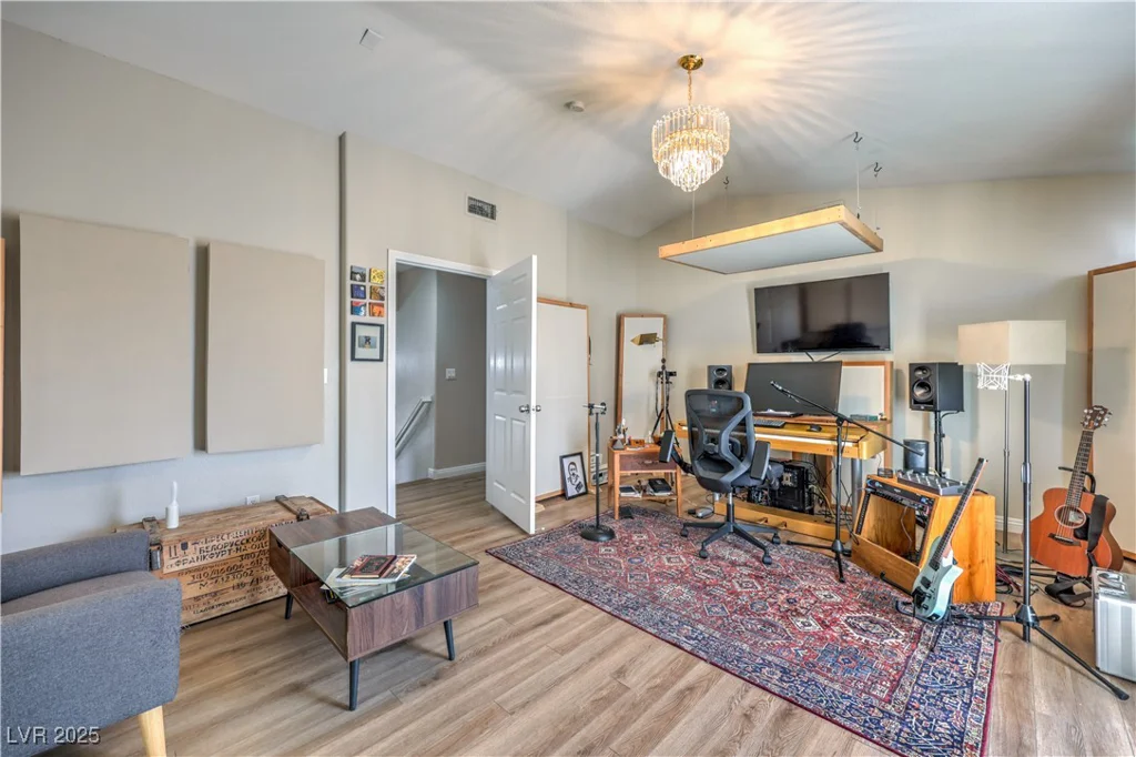 3401 Bedfordshire, Las Vegas, NV 89129
