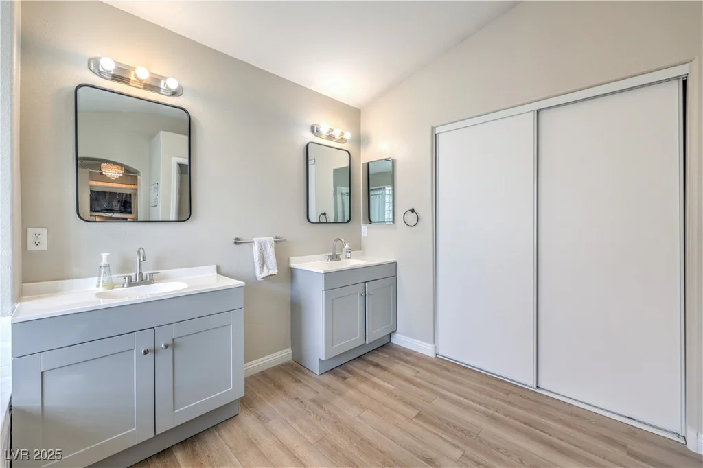 3401 Bedfordshire, Las Vegas, NV 89129
