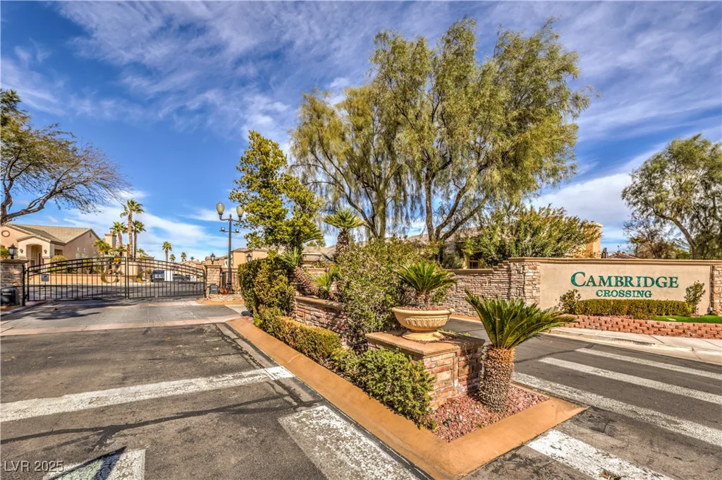 3401 Bedfordshire, Las Vegas, NV 89129