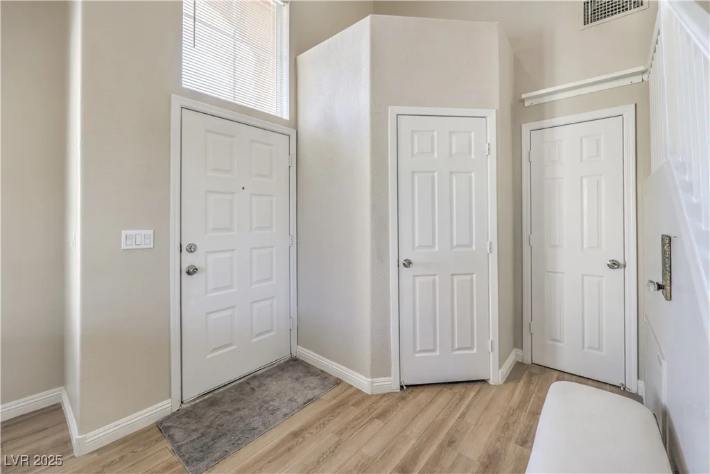 3401 Bedfordshire, Las Vegas, NV 89129