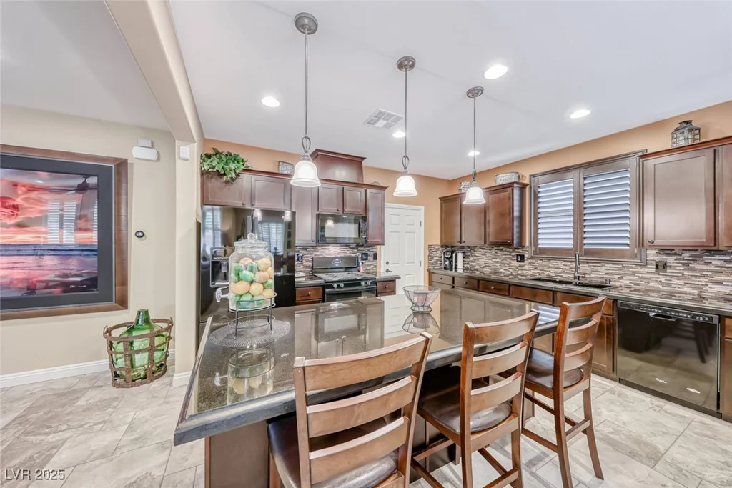 454 White Heart, Las Vegas, NV 89148