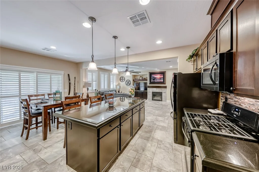 454 White Heart, Las Vegas, NV 89148