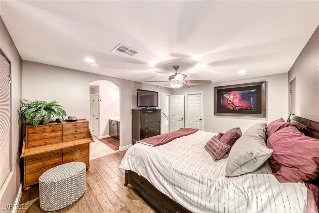 454 White Heart, Las Vegas, NV 89148
