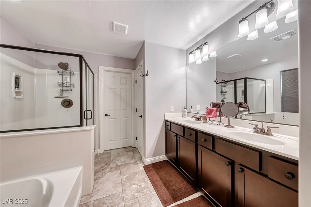454 White Heart, Las Vegas, NV 89148