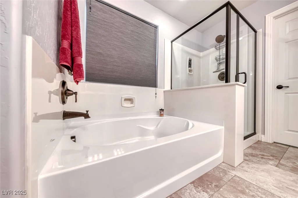 454 White Heart, Las Vegas, NV 89148