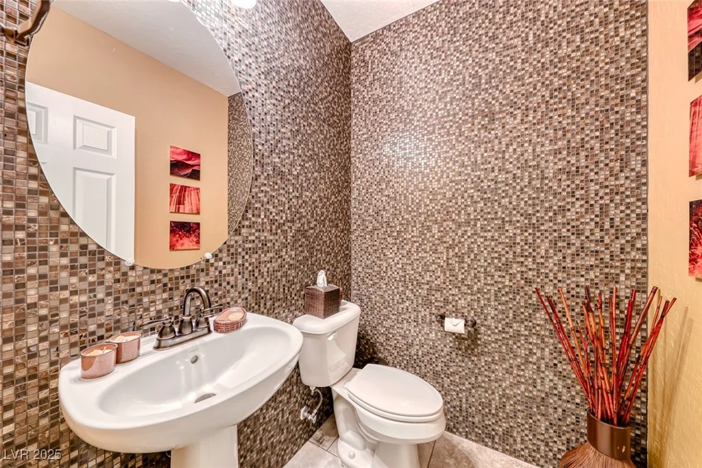 454 White Heart, Las Vegas, NV 89148