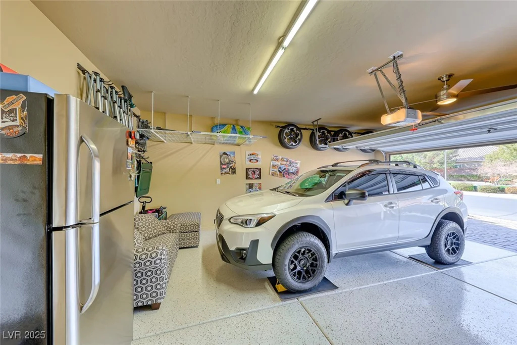 454 White Heart, Las Vegas, NV 89148