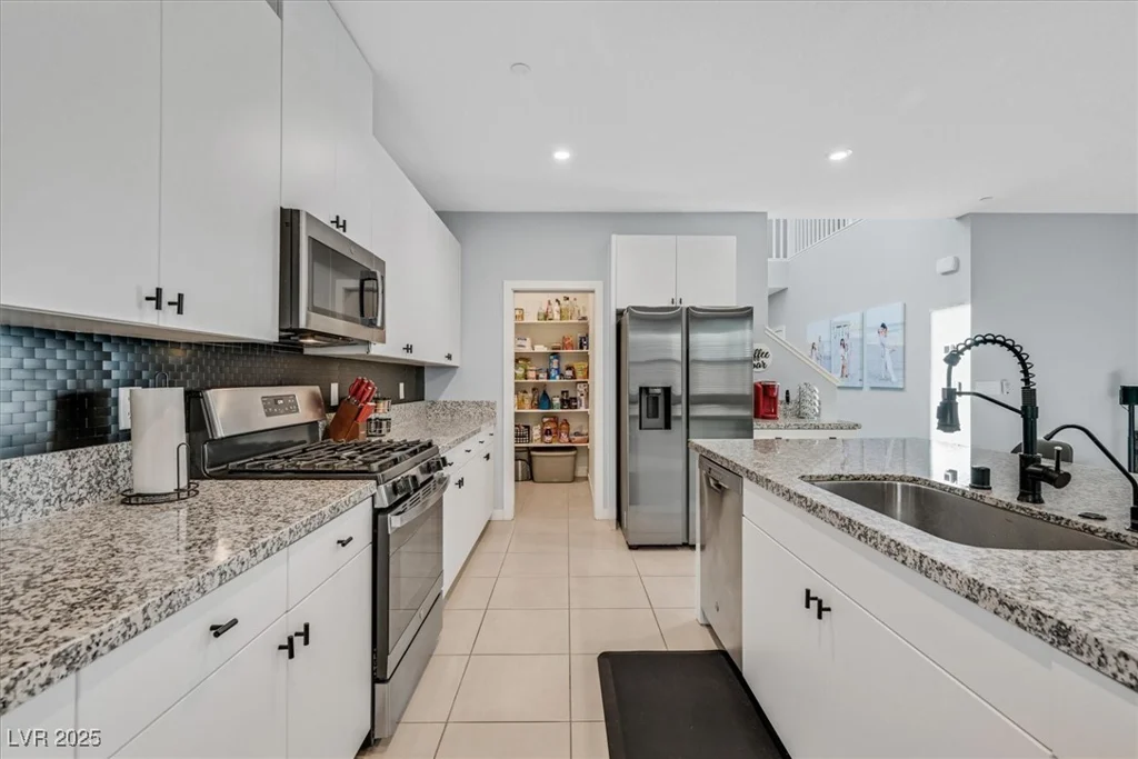 2506 Verdello, Henderson, NV 89044