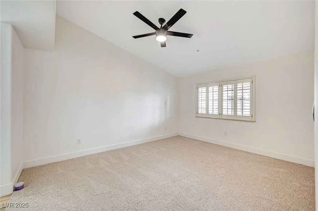 2851 Valley View, Las Vegas, NV 89102