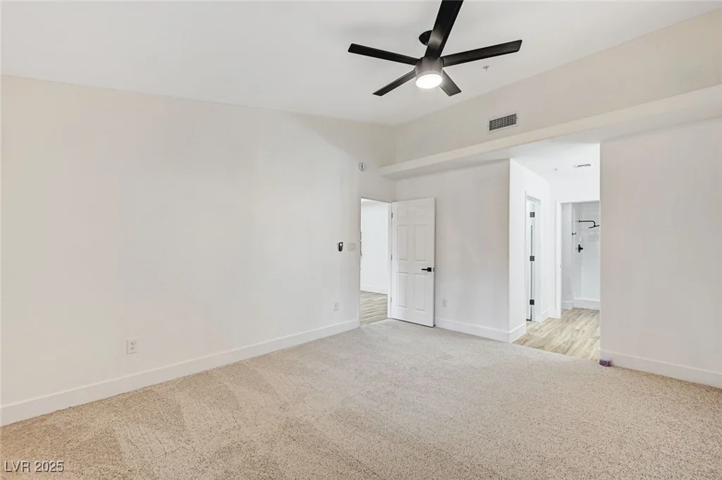 2851 Valley View, Las Vegas, NV 89102
