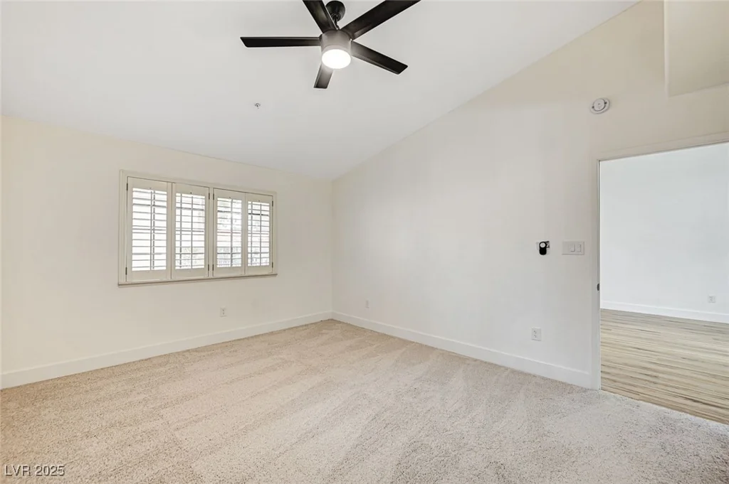 2851 Valley View, Las Vegas, NV 89102
