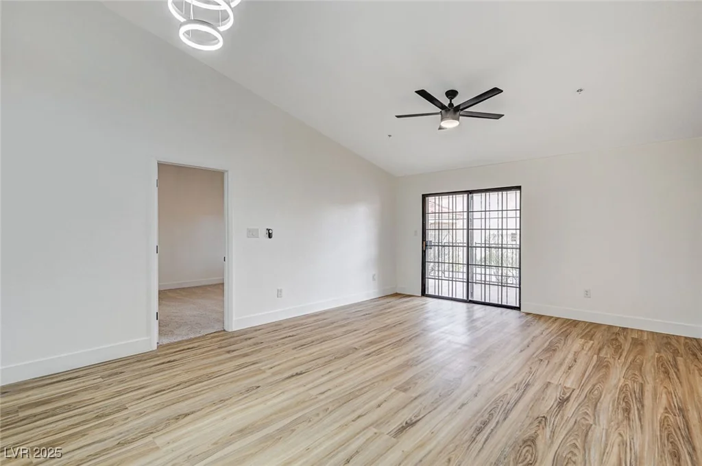 2851 Valley View, Las Vegas, NV 89102