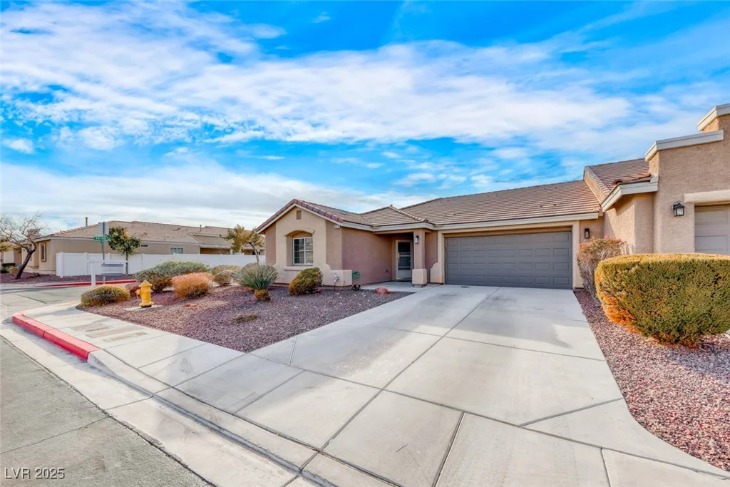 8519 Little Fox, Las Vegas, NV 89123