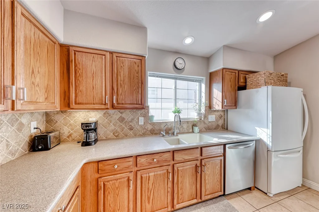 8519 Little Fox, Las Vegas, NV 89123