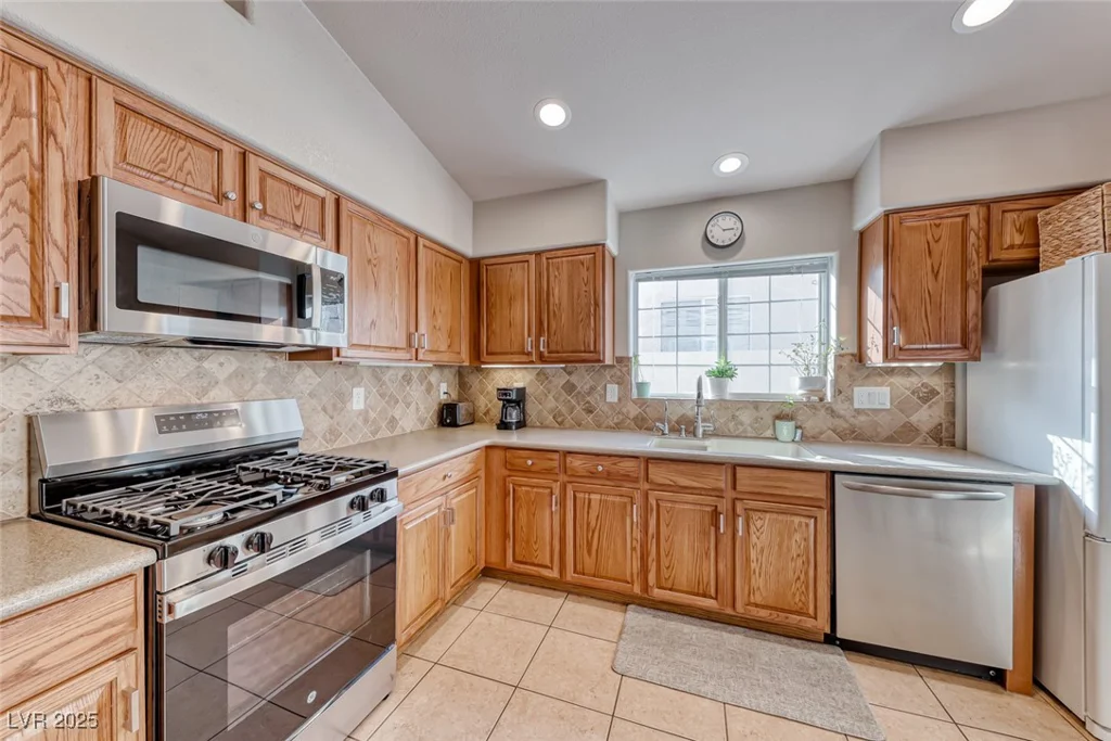 8519 Little Fox, Las Vegas, NV 89123