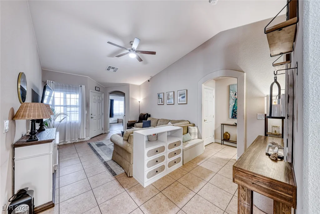 8519 Little Fox, Las Vegas, NV 89123